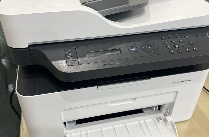 پرینتر چندکاره لیزری اچ پی مدل Laser MFP 137fnw